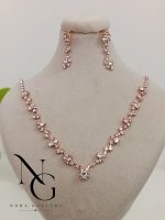 ست گردنبند و گوشواره نگینی